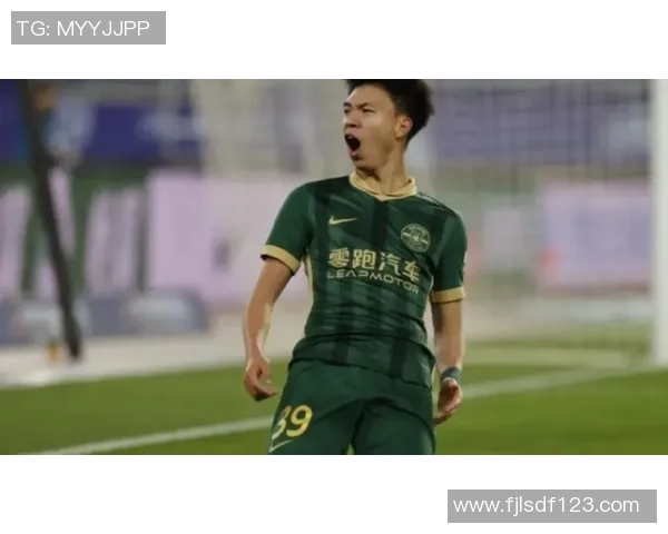 王钰栋荣膺中超本土金靴展现中国足球新希望与实力