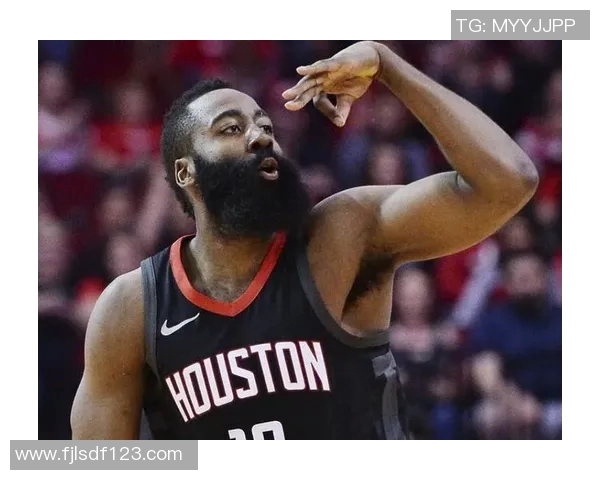 冯劲内切射门精彩瞬间回顾助力球队逆转胜利的关键时刻 冯劲内切射门精彩瞬间回顾助力球队逆转胜利的关键时刻