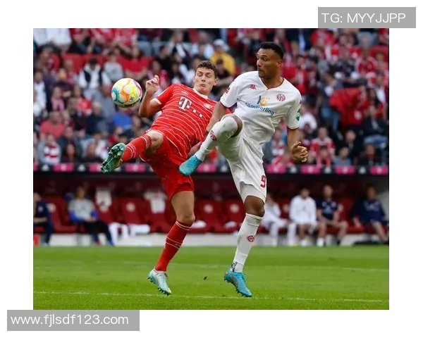 拜仁大胜法兰克福，领跑德甲榜首再现雄风