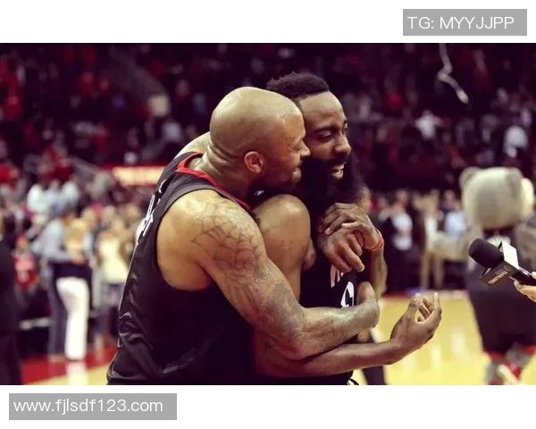 火箭靠哈登绝杀，险胜对手，精彩瞬间再现球场奇迹